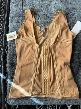 Daisy Fuentes Tan Shaping Bodysuit Tank Top